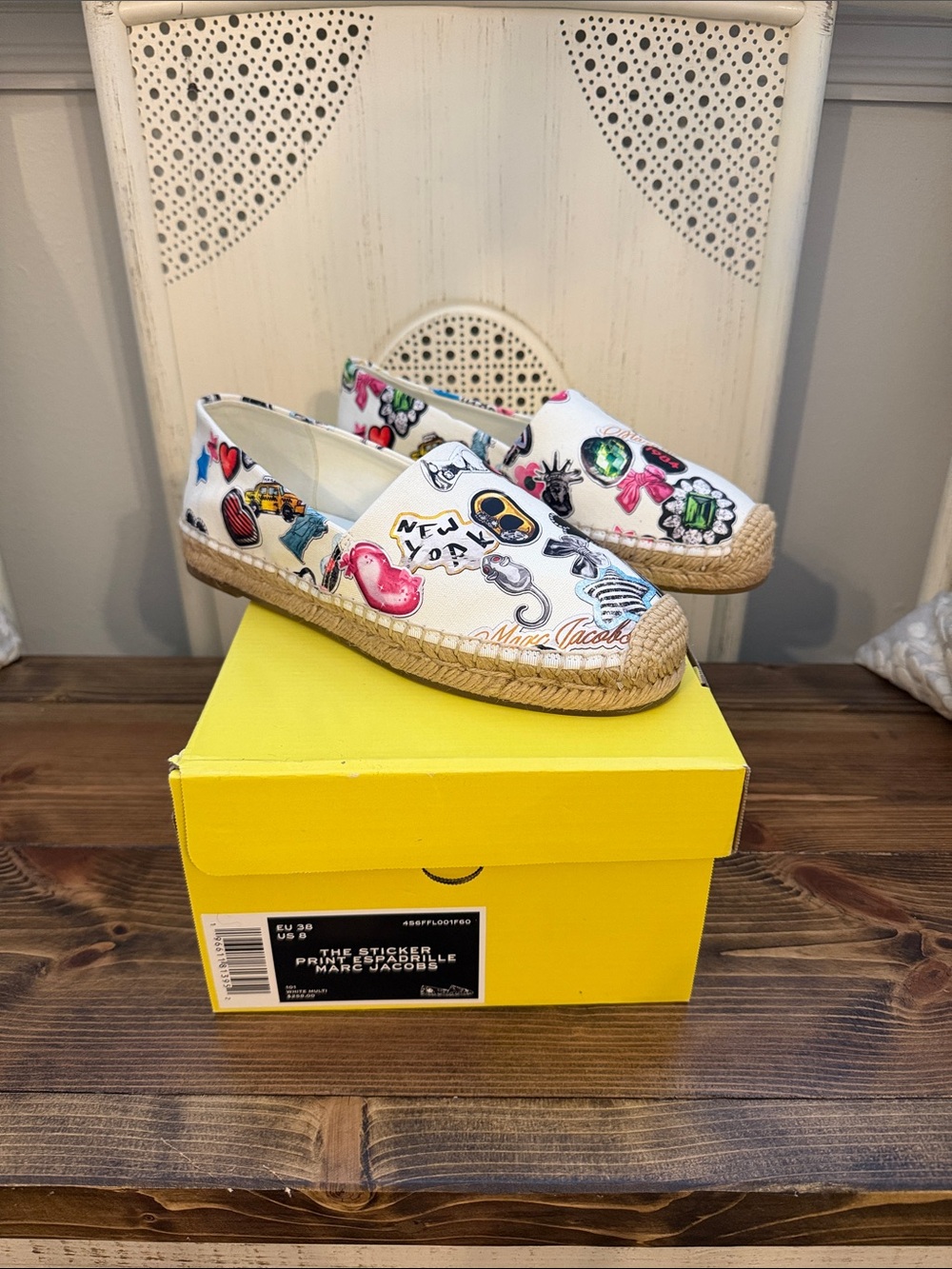 Marc Jacobs White Canvas Espadrilles with Multicolor Patch Motifs sz8 nwt